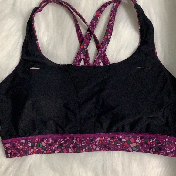 LULULEMON “Free To Be”Sports Bra - Picture 6 of 7